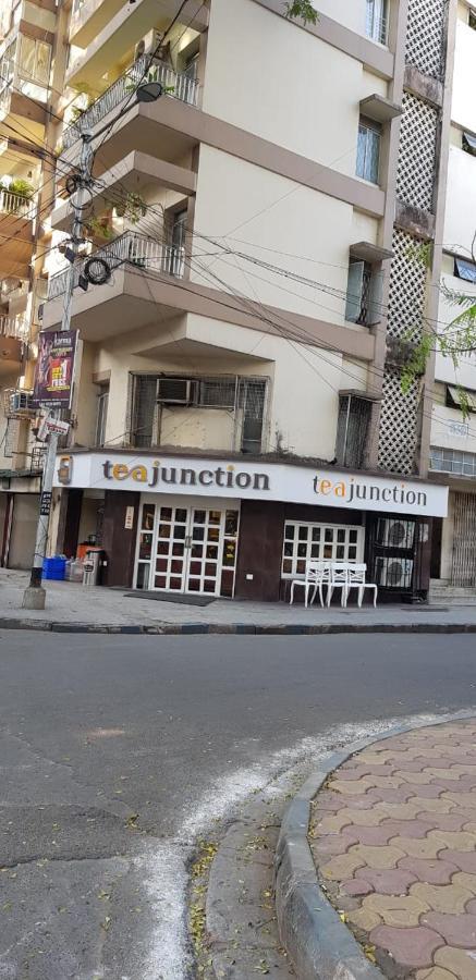 A Home Away From Home Calcutá Exterior foto